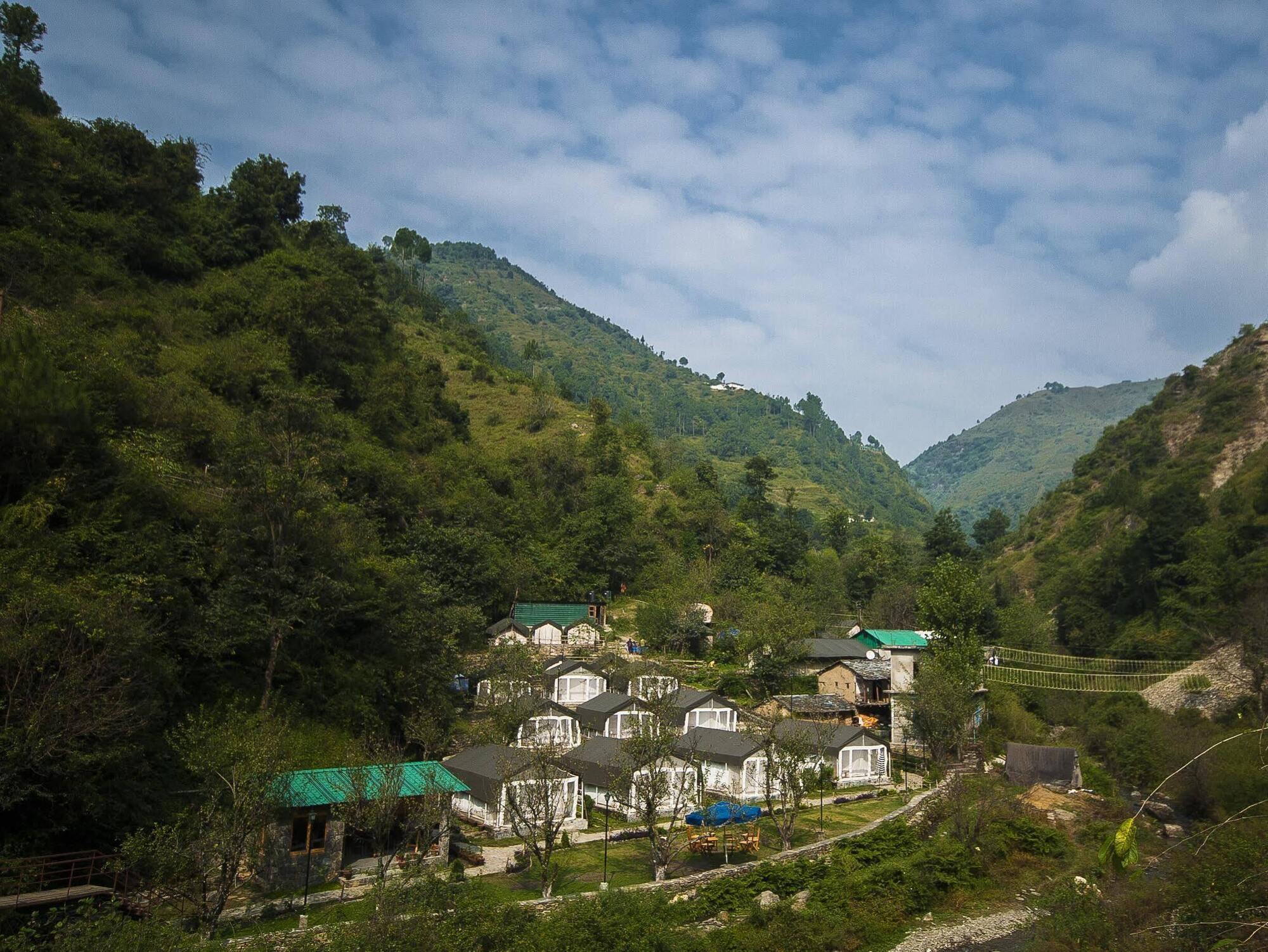 Hail Himalayas Chail Buitenkant foto